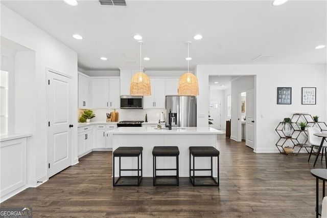 130 Addison Way, Woodstock, GA 30189