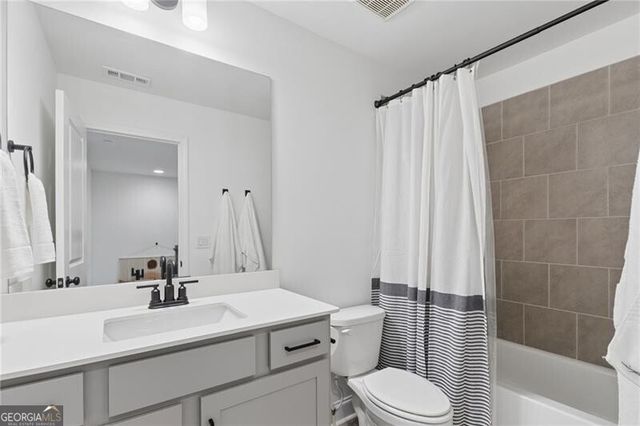 130 Addison Way, Woodstock, GA 30189