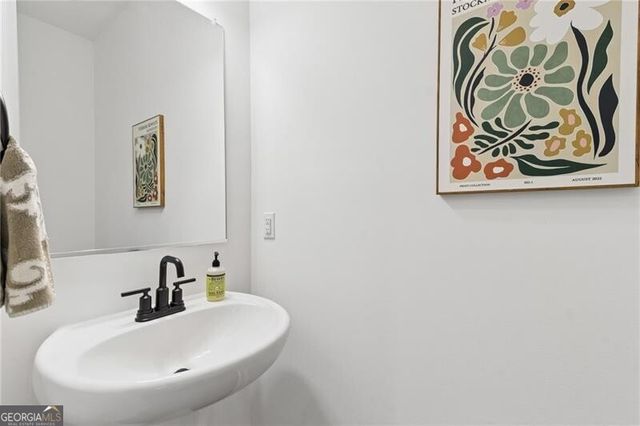 130 Addison Way, Woodstock, GA 30189