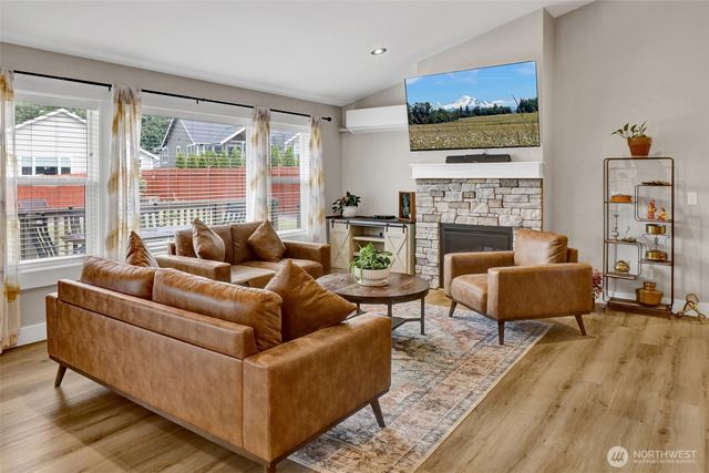5958 Monument Drive, Ferndale, WA 98248