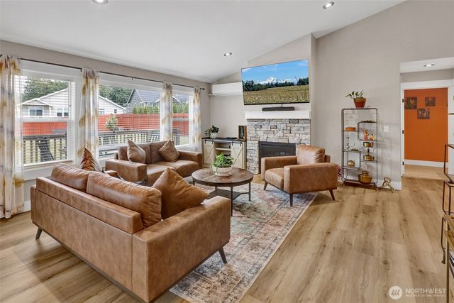 5958 Monument Drive, Ferndale, WA 98248