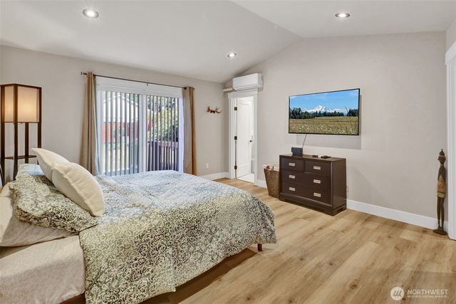 5958 Monument Drive, Ferndale, WA 98248