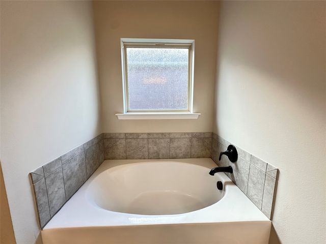 2118 Kayden Jay Drive, Bossier City, LA 71112