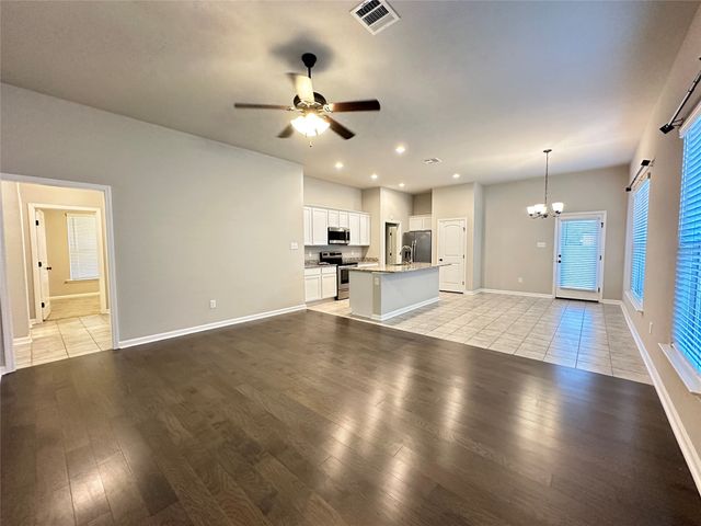 2118 Kayden Jay Drive, Bossier City, LA 71112