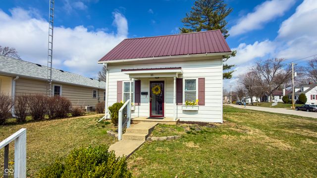 10 W Harrison Street, Hagerstown, IN 47346