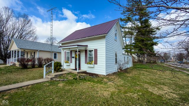 10 W Harrison Street, Hagerstown, IN 47346