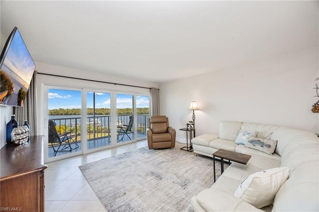 309 Goodlette-Frank RD S # A406, Naples, FL 34102