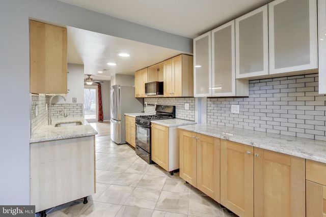 5769 YELLOWROSE CT, Columbia, MD 21045