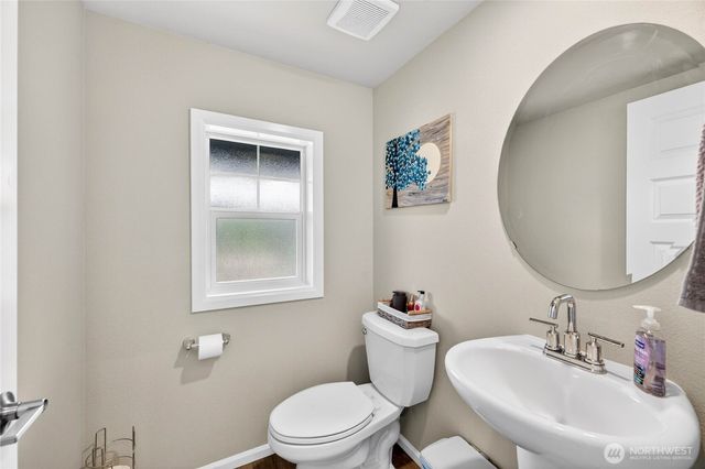 15022 Tyee Drive E, Bonney Lake, WA 98391