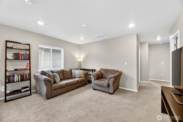 15022 Tyee Drive E, Bonney Lake, WA 98391