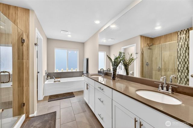 15022 Tyee Drive E, Bonney Lake, WA 98391