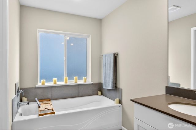 15022 Tyee Drive E, Bonney Lake, WA 98391