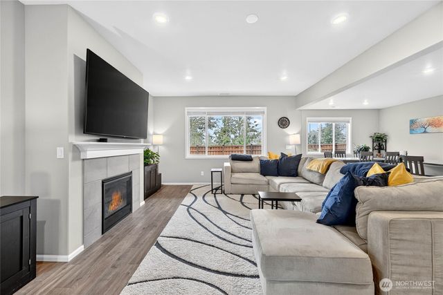 15022 Tyee Drive E, Bonney Lake, WA 98391