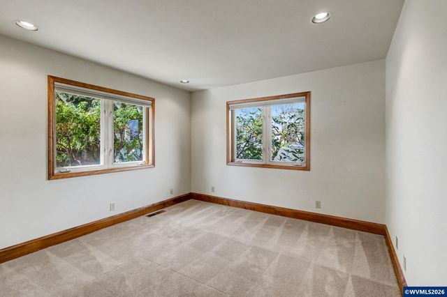 1680 Snowbird Ct NW, Salem, OR 97304