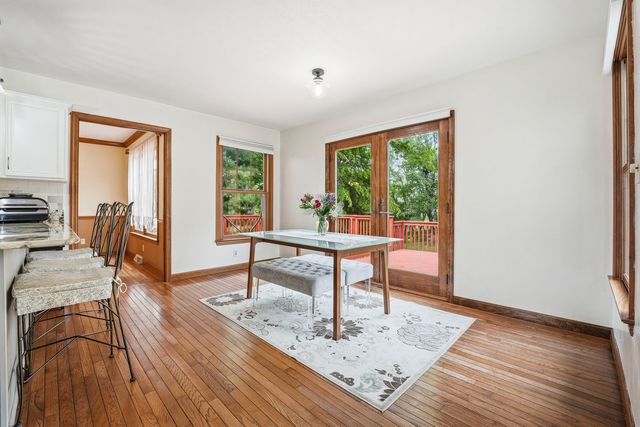 7045 Bennington Woods Dr, Mccandless, PA 15237