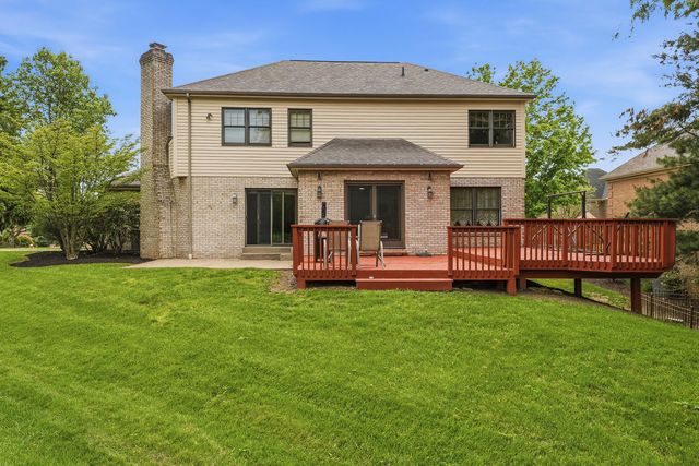 7045 Bennington Woods Dr, Mccandless, PA 15237