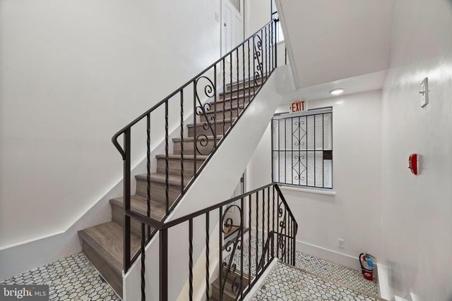 42 S 19TH ST, Philadelphia, PA 19103