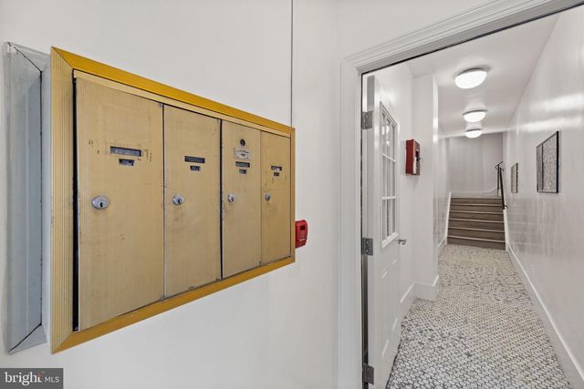 42 S 19TH ST, Philadelphia, PA 19103