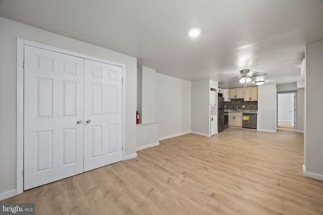 42 S 19TH ST, Philadelphia, PA 19103