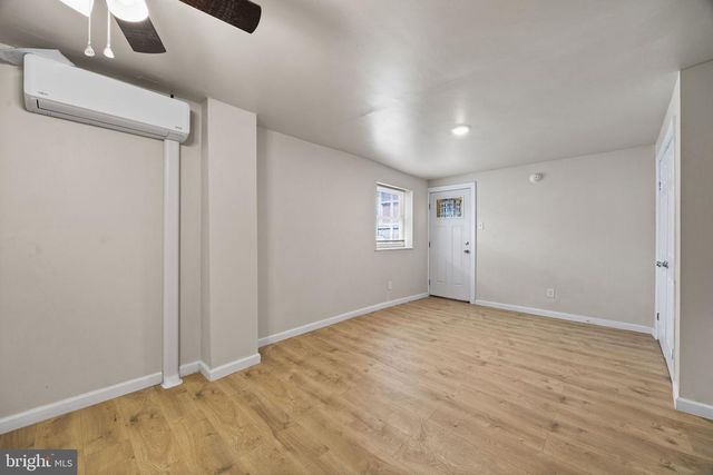 42 S 19TH ST, Philadelphia, PA 19103