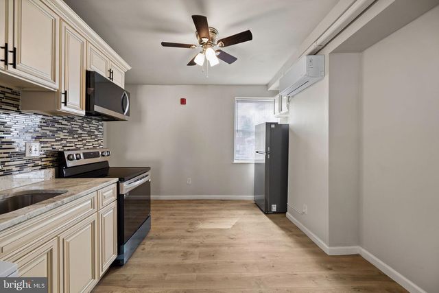 42 S 19TH ST, Philadelphia, PA 19103