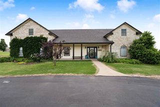 6935 NE Watts Road, Elgin, OK 73583