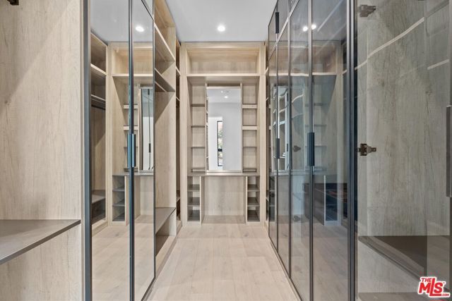 3935 Hopevale Drive, Sherman Oaks, CA 91403