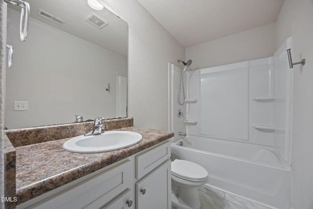 372 Donelson Way, Burlington, NC 27217