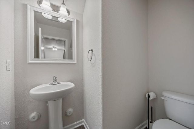 372 Donelson Way, Burlington, NC 27217