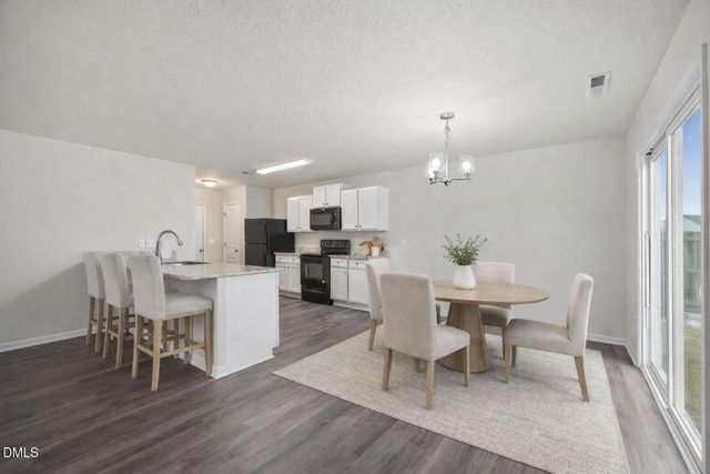 372 Donelson Way, Burlington, NC 27217