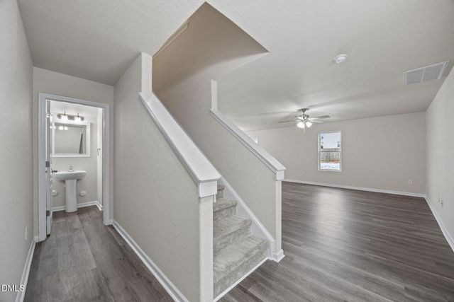 372 Donelson Way, Burlington, NC 27217