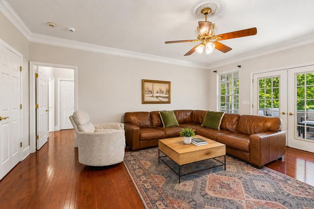 38 E Circle Drive, Rossville, GA 30741