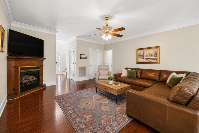 38 E Circle Drive, Rossville, GA 30741