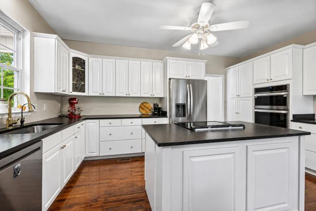 38 E Circle Drive, Rossville, GA 30741