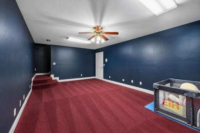 38 E Circle Drive, Rossville, GA 30741
