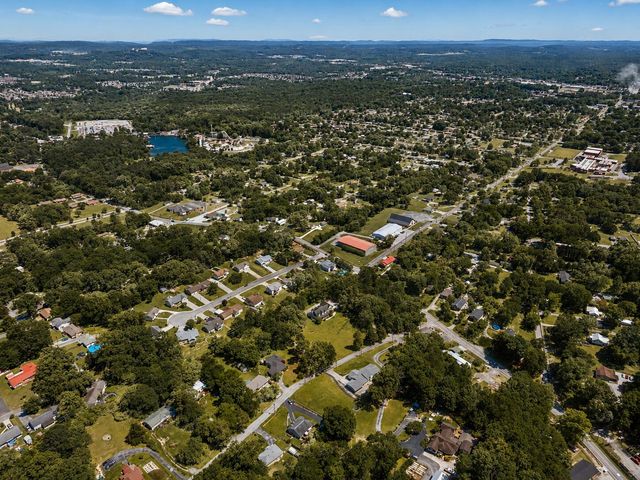 38 E Circle Drive, Rossville, GA 30741