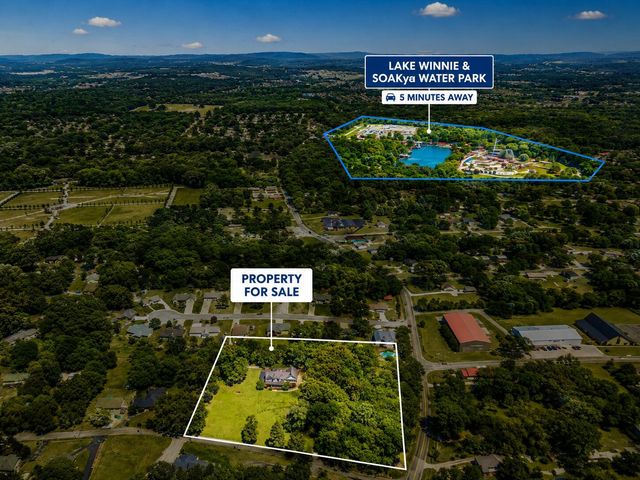 38 E Circle Drive, Rossville, GA 30741