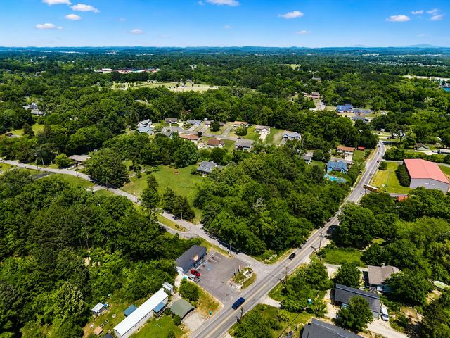 38 E Circle Drive, Rossville, GA 30741