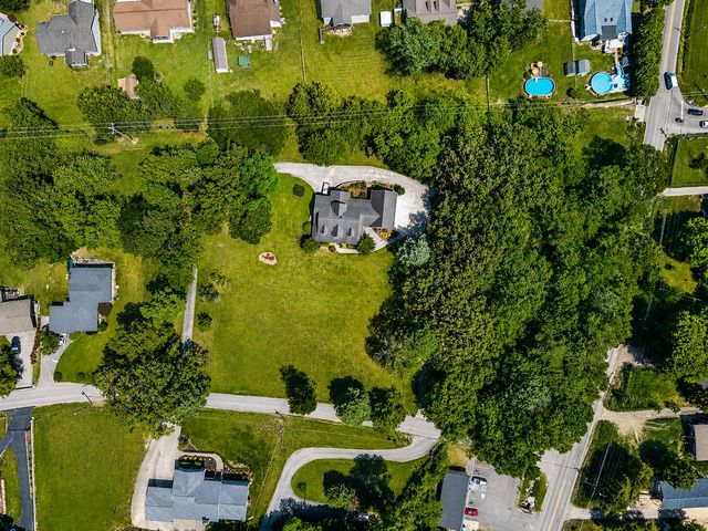 38 E Circle Drive, Rossville, GA 30741