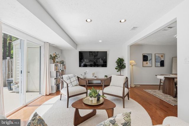 6016 INDEPENDENCE WAY, Alexandria, VA 22312