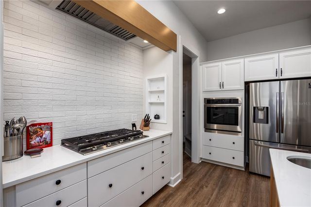 3642 NW 49TH DRIVE, Gainesville, FL 32606