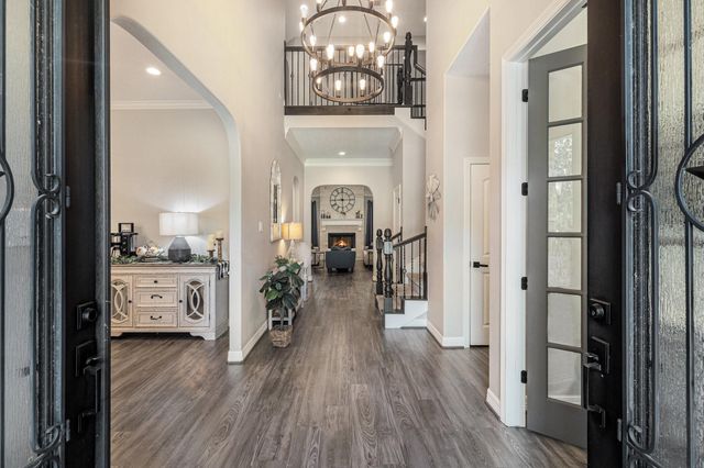 1018 Winchester Bend, Huffman, TX 77336