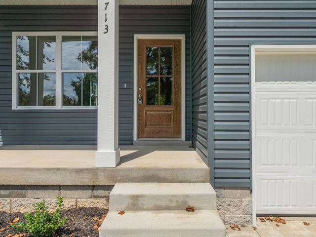 713 Eva Drive, Clarksville, TN 37042