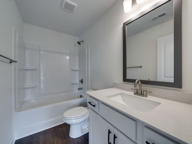 713 Eva Drive, Clarksville, TN 37042