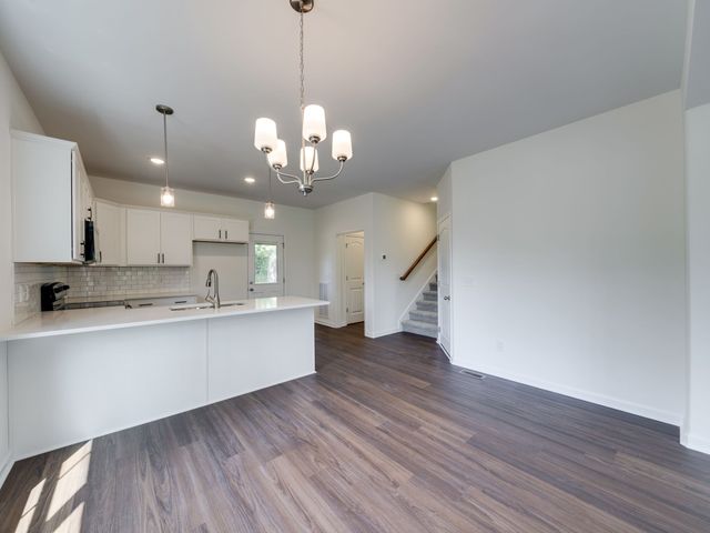 713 Eva Drive, Clarksville, TN 37042