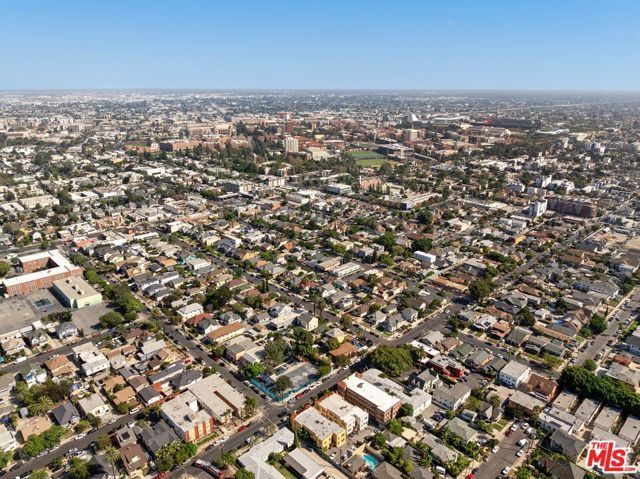 2717 S Budlong Avenue, Los Angeles, CA 90007