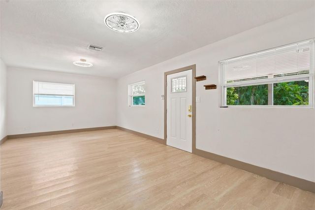 6691 56TH AVENUE N, St Petersburg, FL 33709