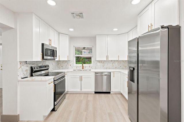 6691 56TH AVENUE N, St Petersburg, FL 33709