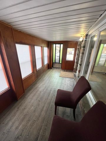 4601 W 82nd Street, Chicago, IL 60652