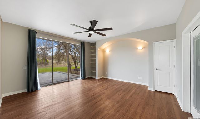 8012 Rocking Horse Ln, Boerne, TX 78015